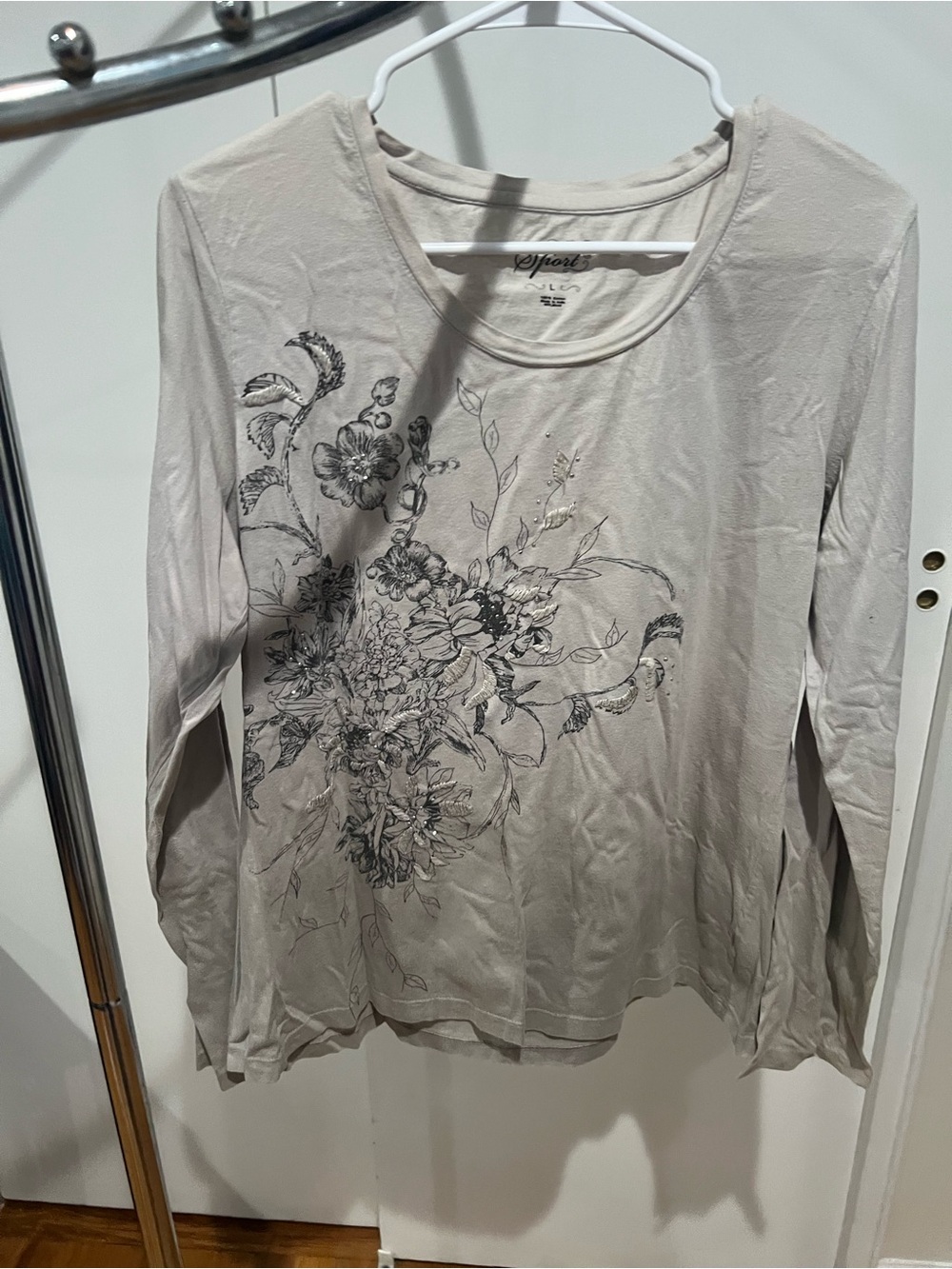 Style & Co. Beige Long-Sleeve Floral Screen Print Tee